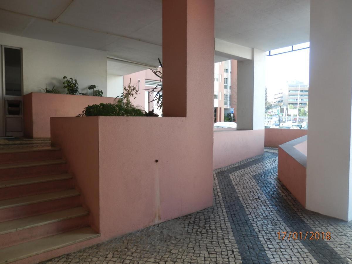Parque Das Nacoes, Near Airport, Metro Station Lissabon Exterior foto